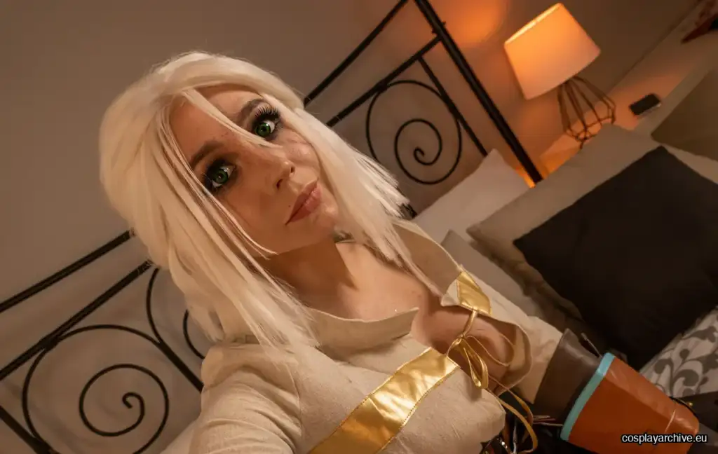 AliceBong cosplay photo 8