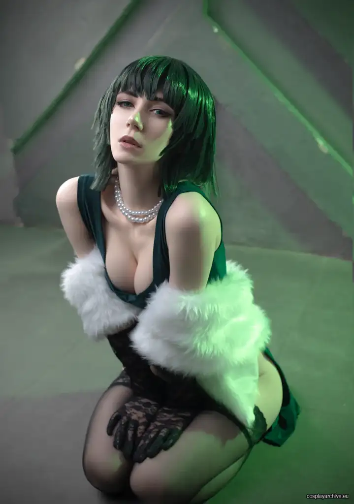 Donna Loli cosplay photo 5