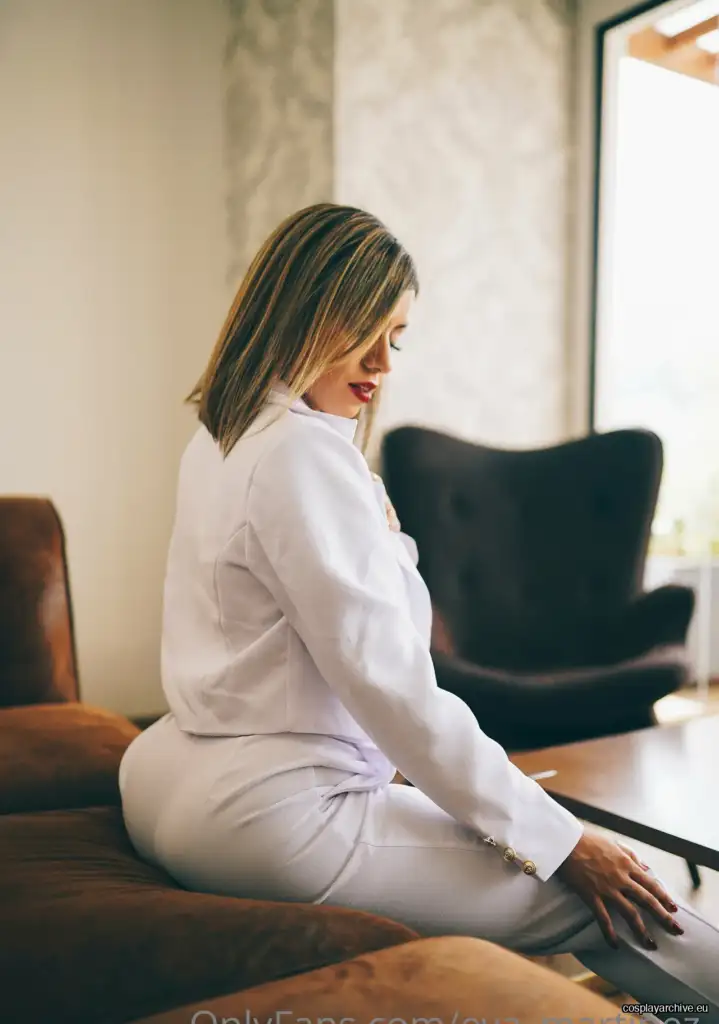 Eva Martinez cosplay photo 12