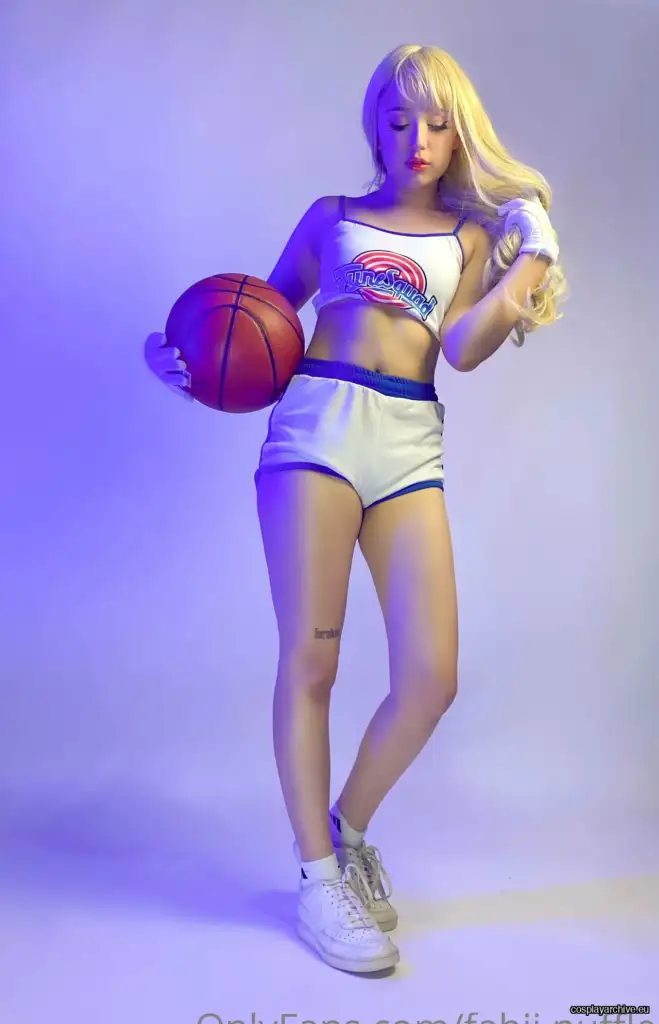 Fabii Puffle cosplay photo 13