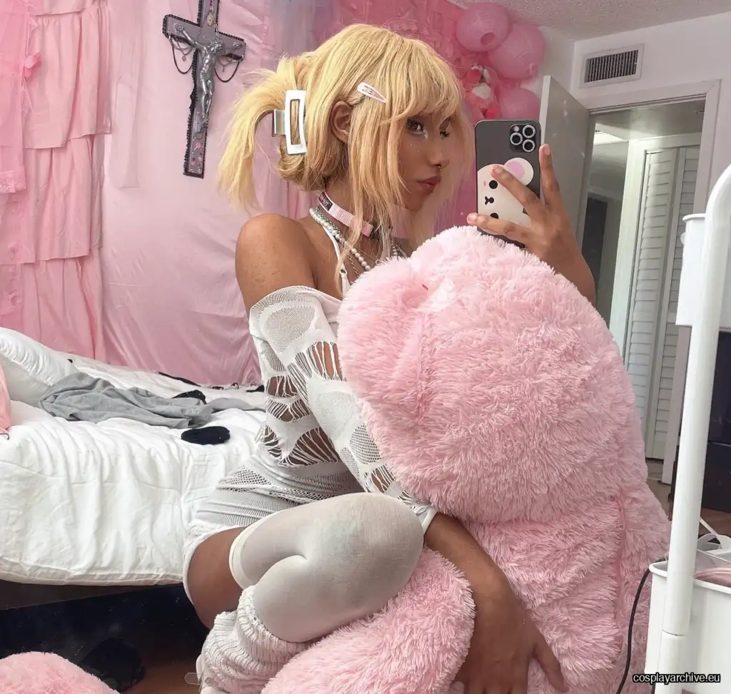 LilEcchiGirl cosplay photo 11