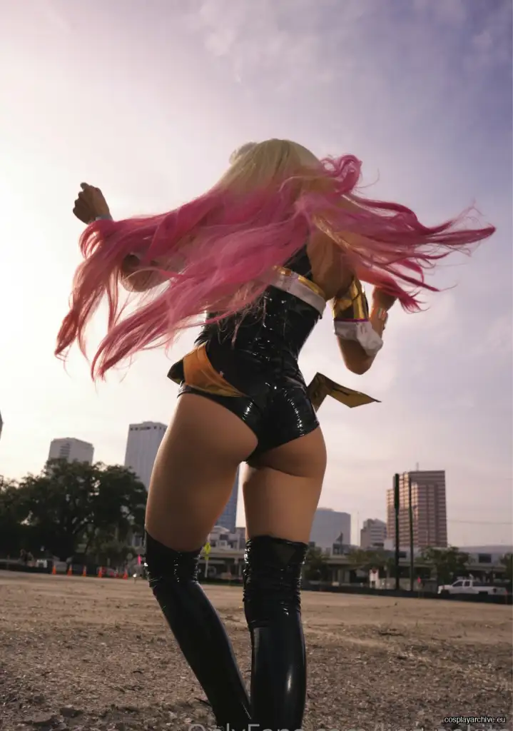 Lina Nekita cosplay photo 16