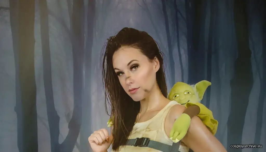 Meg Turney cosplay photo 24