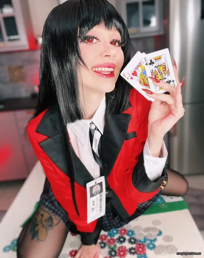 Purple Bitch cosplay photo 1