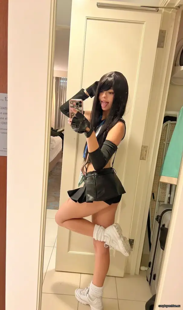 luvcoregf cosplay photo 14